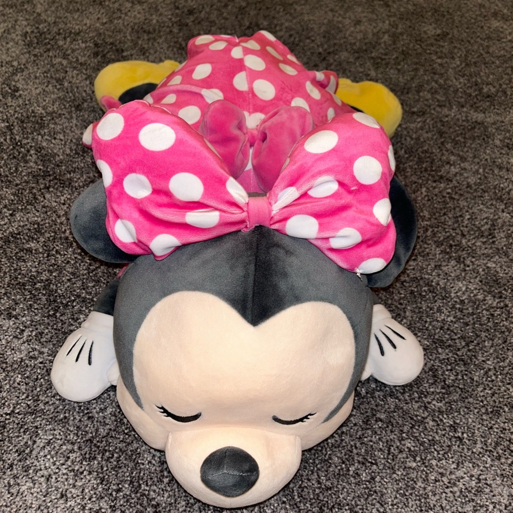 Disney Minnie Mouse Kids’ Cuddleez Plush